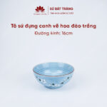 The bowl is usually 16cm in diameter