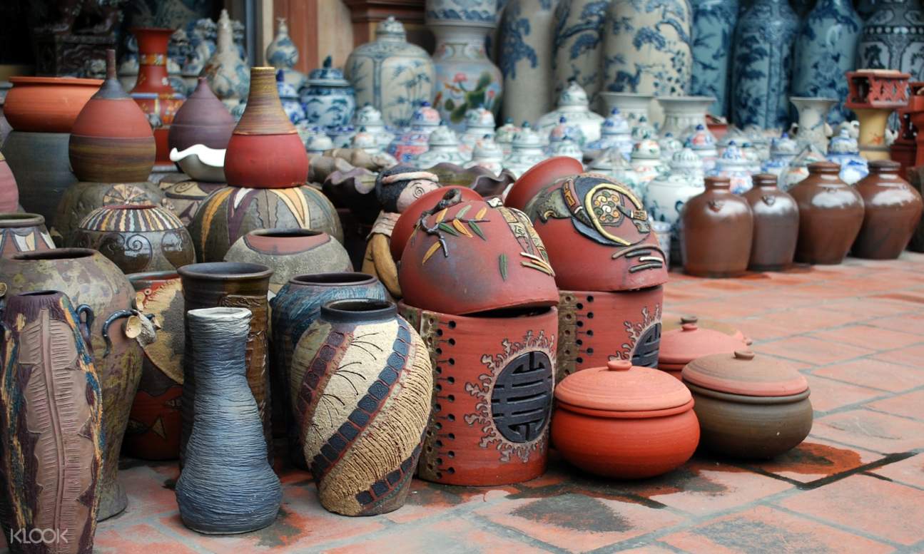 Enjoy the Vibrant Color Palettes in Bat Trang Ceramics